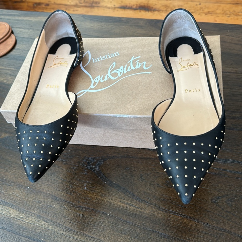 Christian Louboutin Iriza Plume Flats - Picture 2 of 9